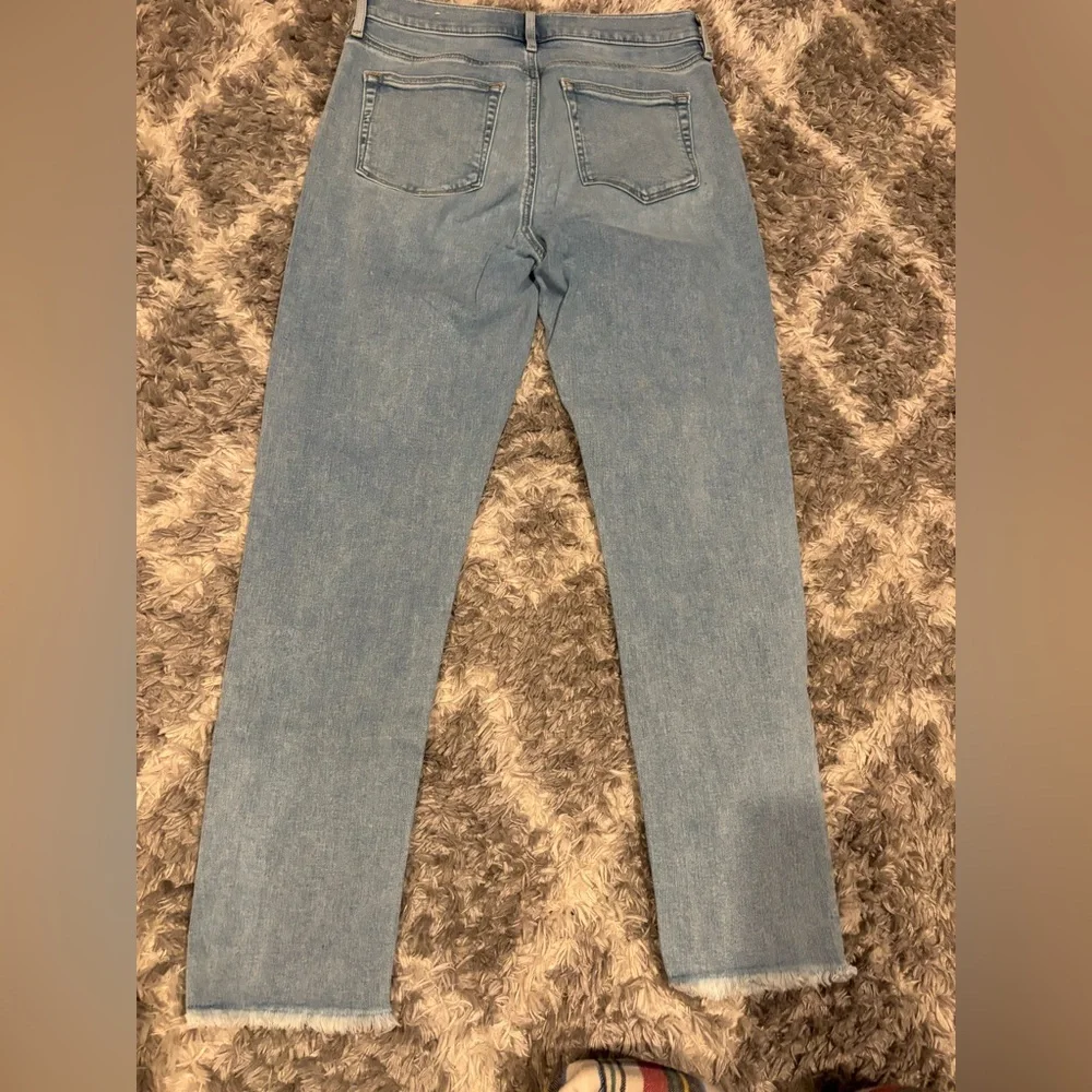 LOFT Women's Blue Jeans Button Up freyed bottoms - Size 8/29 NWOT - Picture 5 of 9